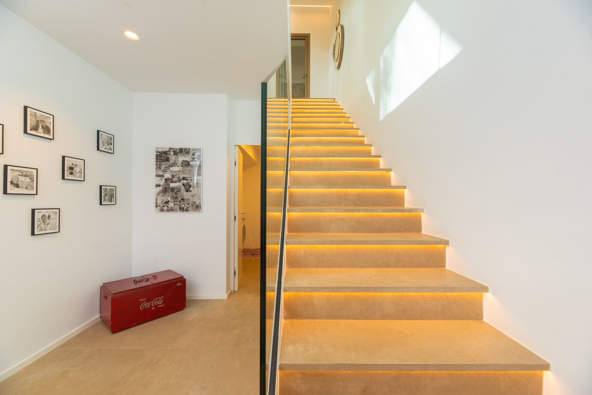 Resa Estates Ibiza sale villa Marlin vieuws stairs 2 detal.jpg